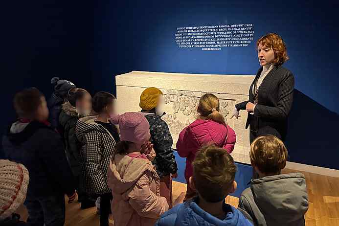 U početku bijaše kraljevstvo